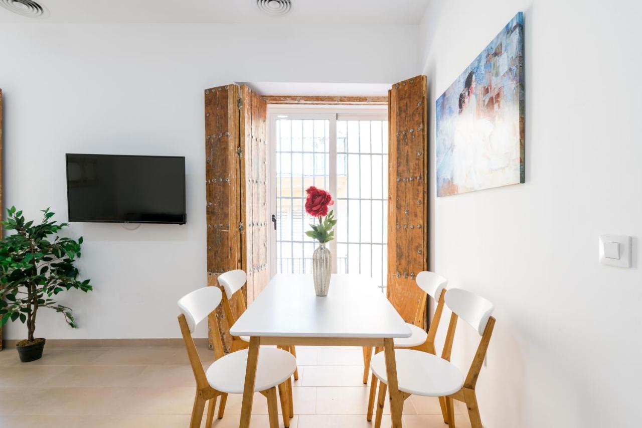 Olehousing-San Lorenzo Seville Luaran gambar