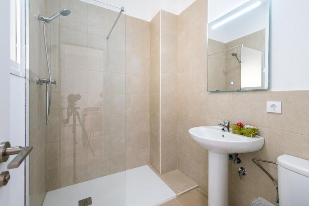 Olehousing-San Lorenzo Seville Luaran gambar