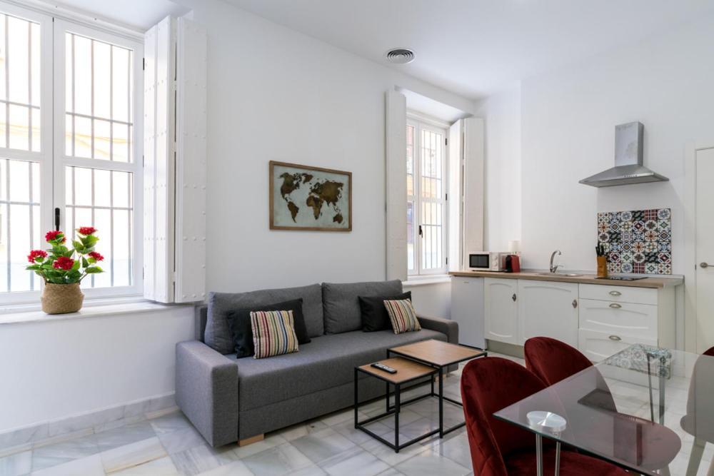 Olehousing-San Lorenzo Seville Luaran gambar