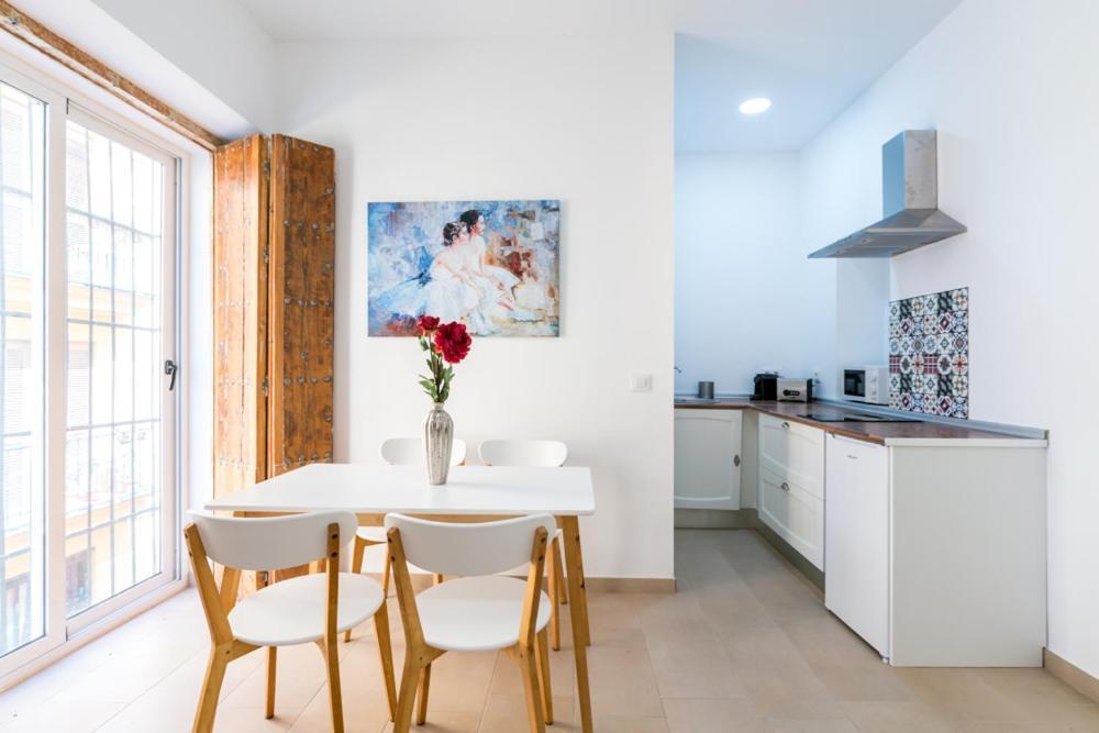 Olehousing-San Lorenzo Seville Luaran gambar